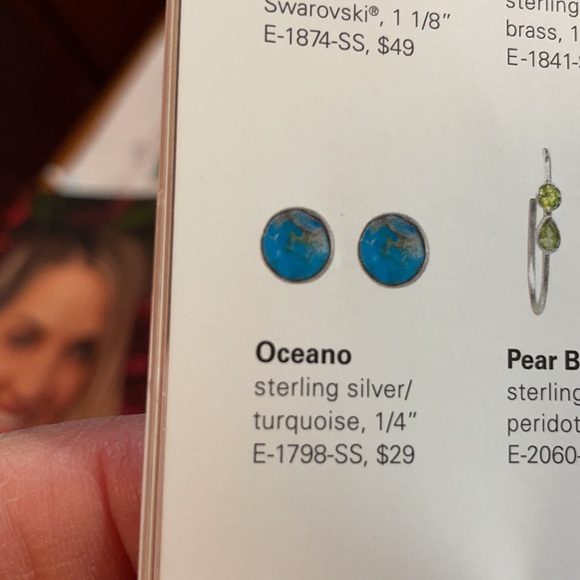 Grace & Heart Oceano Earrings - Picture 5 of 5